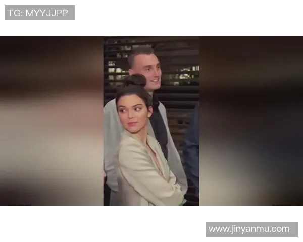 足球巨星与肯豆的绯闻情缘揭秘背后的真实故事 足球巨星与肯豆的绯闻情缘揭秘背后的真实故事